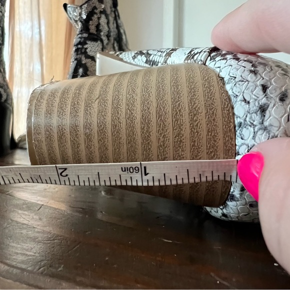 Animal print black and white snake print booties - Picture 8 of 8